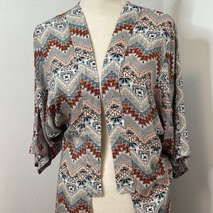Zada Design southwest pattern long hanging wrap shirt.  Size Small. Soft. Airy.